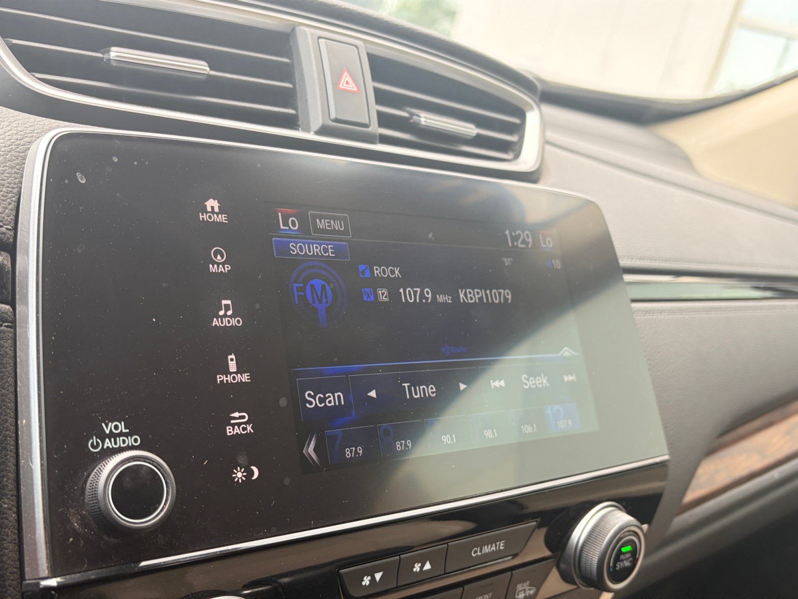Used 2017 Honda CR-V Touring image 22