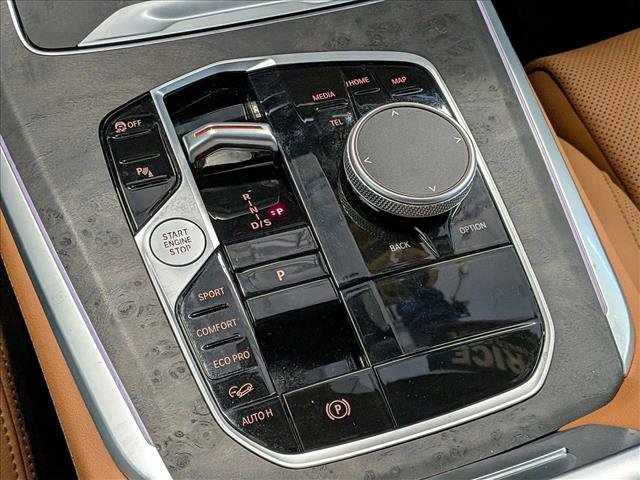 Used 2025 BMW X5 xDrive40i w/ Premium Package image 12
