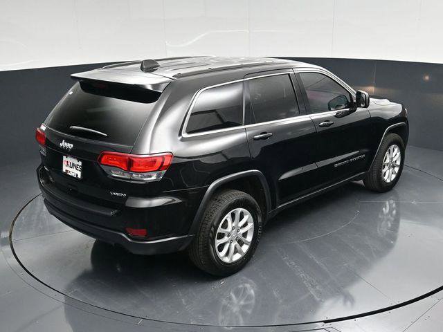 Certified 2022 Jeep Grand Cherokee Laredo E AWD/4WD image 48