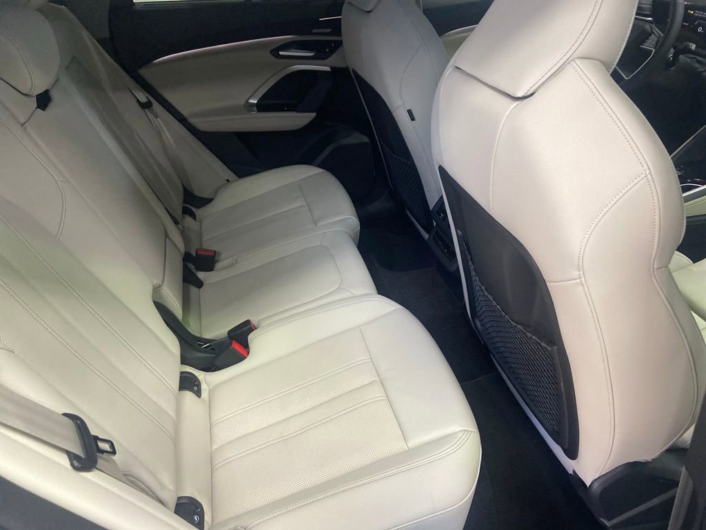 New 2025 Audi Q5 Premium Plus image 7