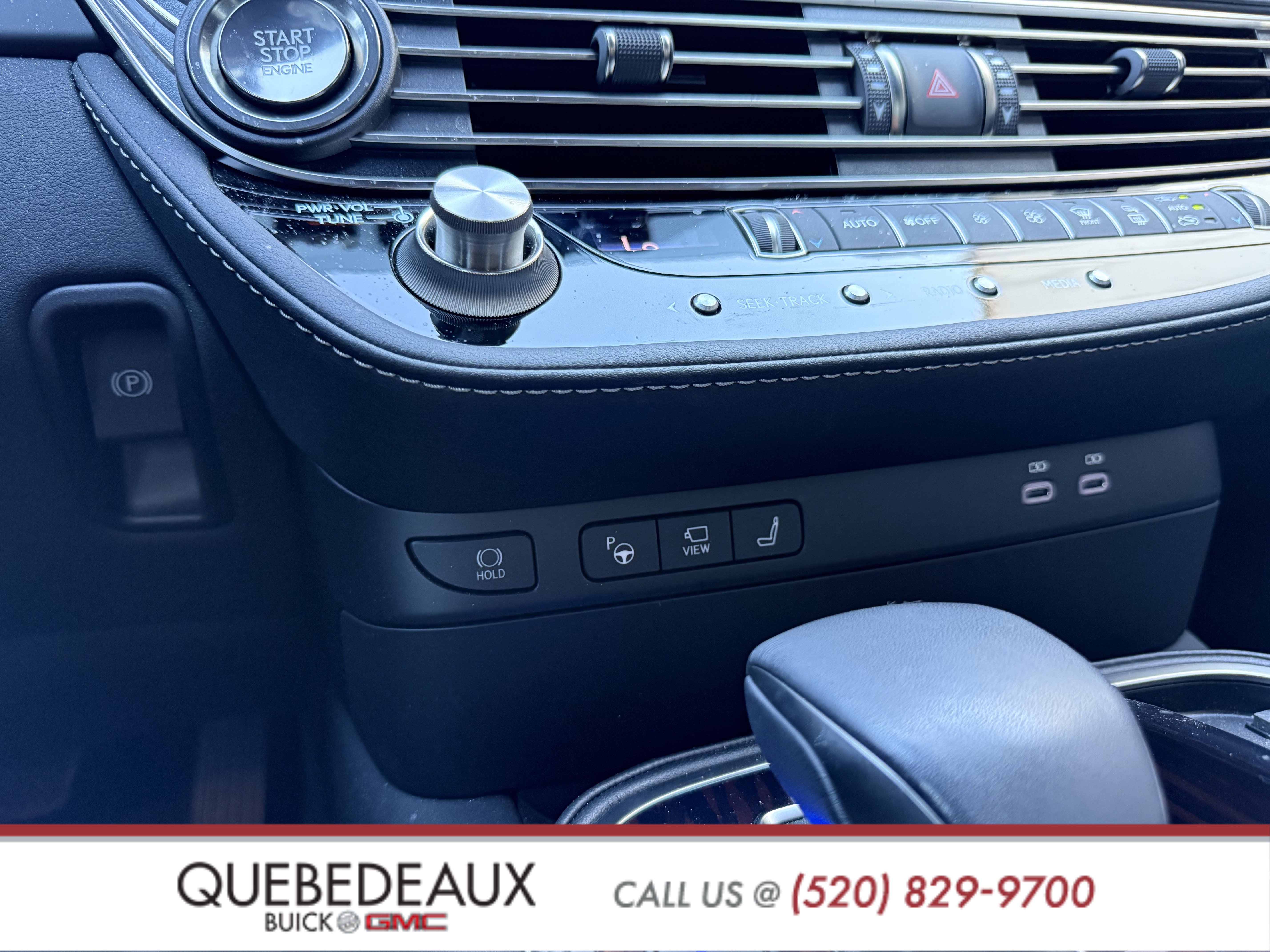 Used 2024 Lexus LS 500 w/ Interior Upgrade Package image 27