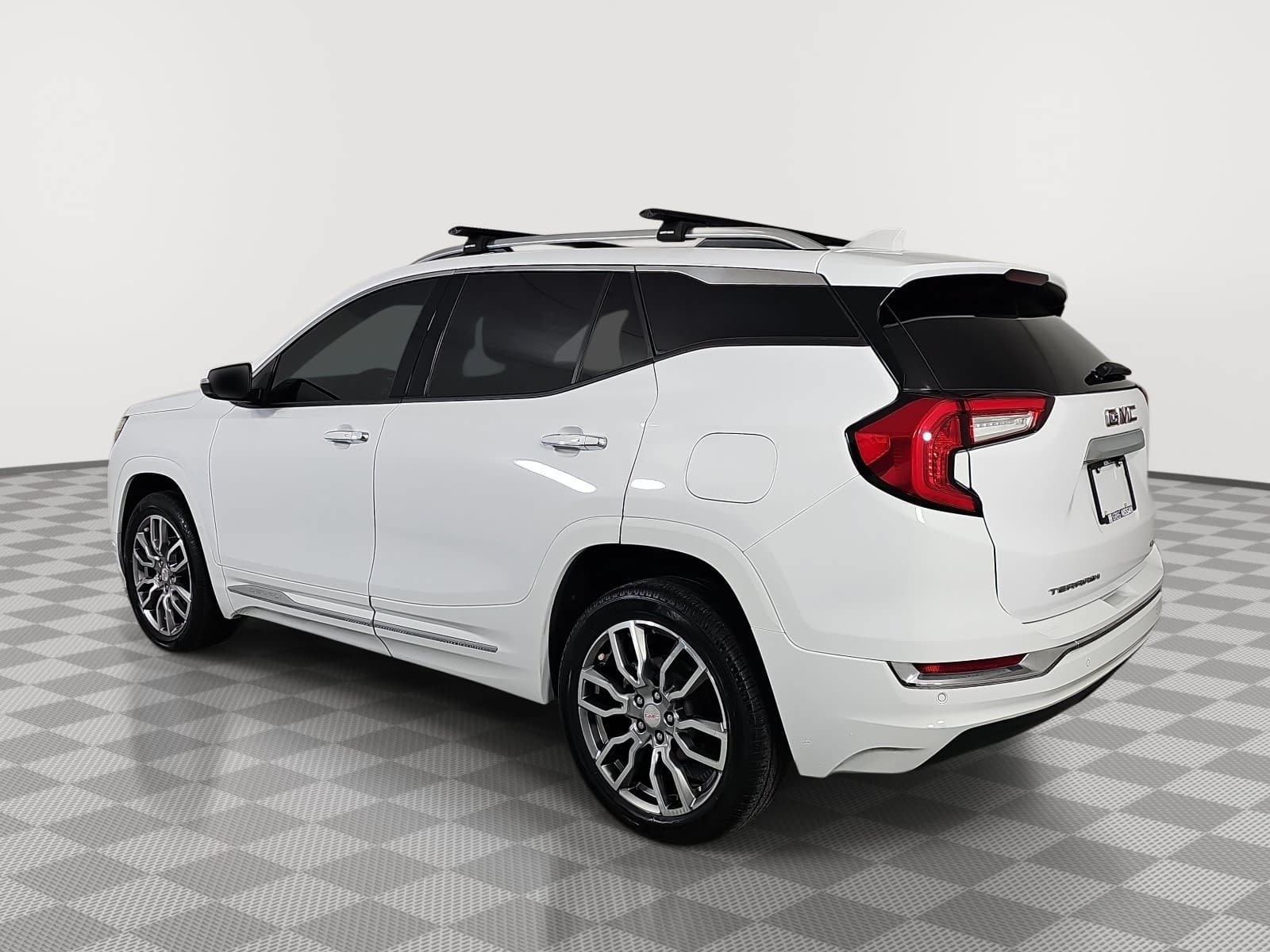 Used 2023 GMC Terrain Denali AWD/4WD image 6
