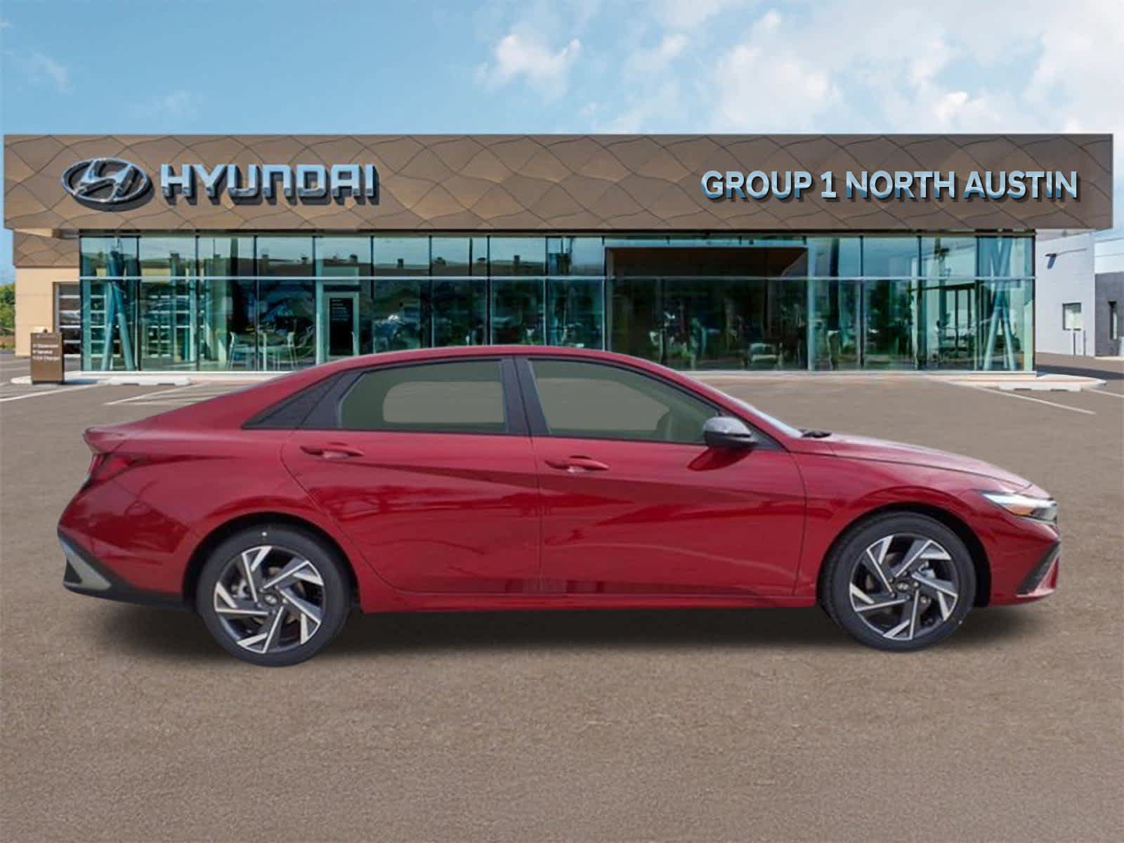Certified 2025 Hyundai Elantra Sport FWD image 4