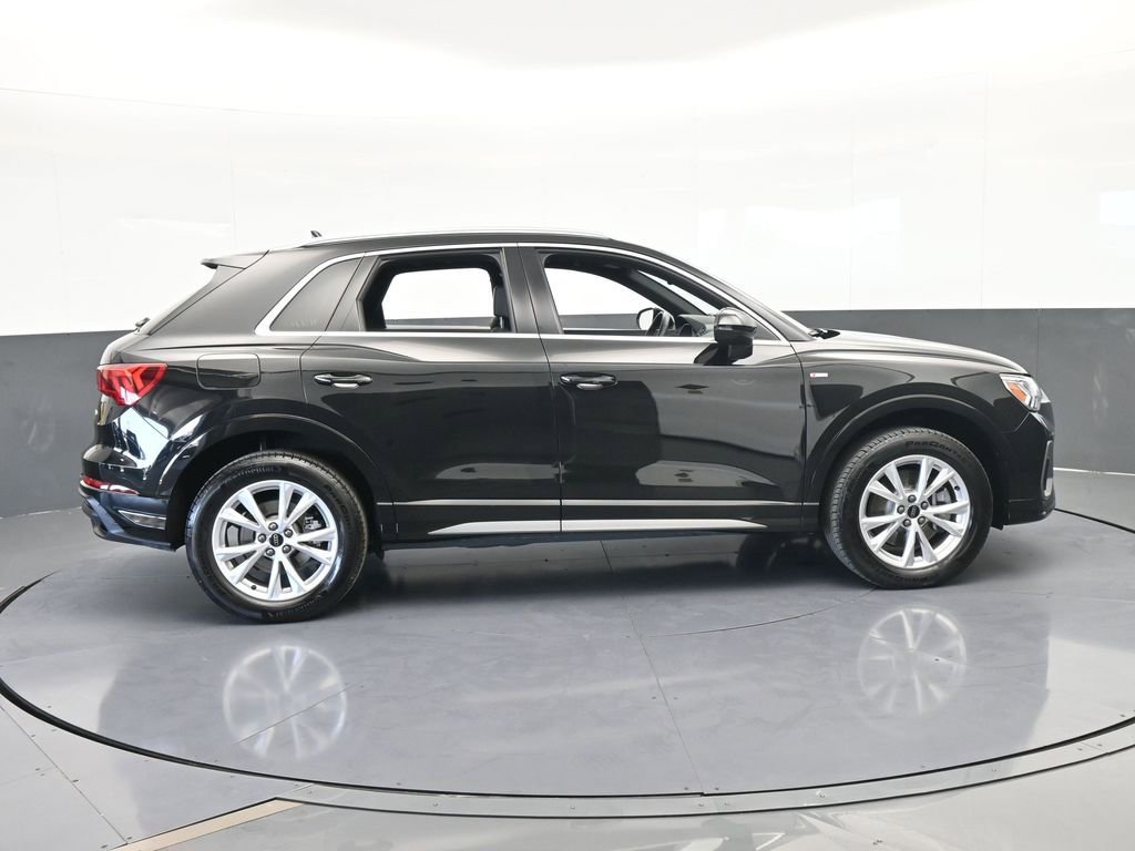 Used 2025 Audi Q3 2.0T Premium image 7