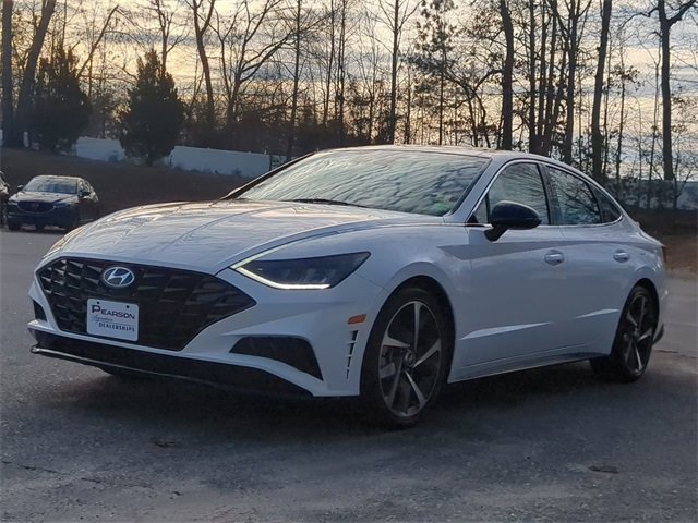 Used 2023 Hyundai Sonata SEL Plus w/ Preferred Accessory Package image 7