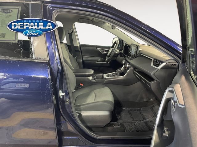 Used 2022 Toyota RAV4 XLE AWD/4WD image 19