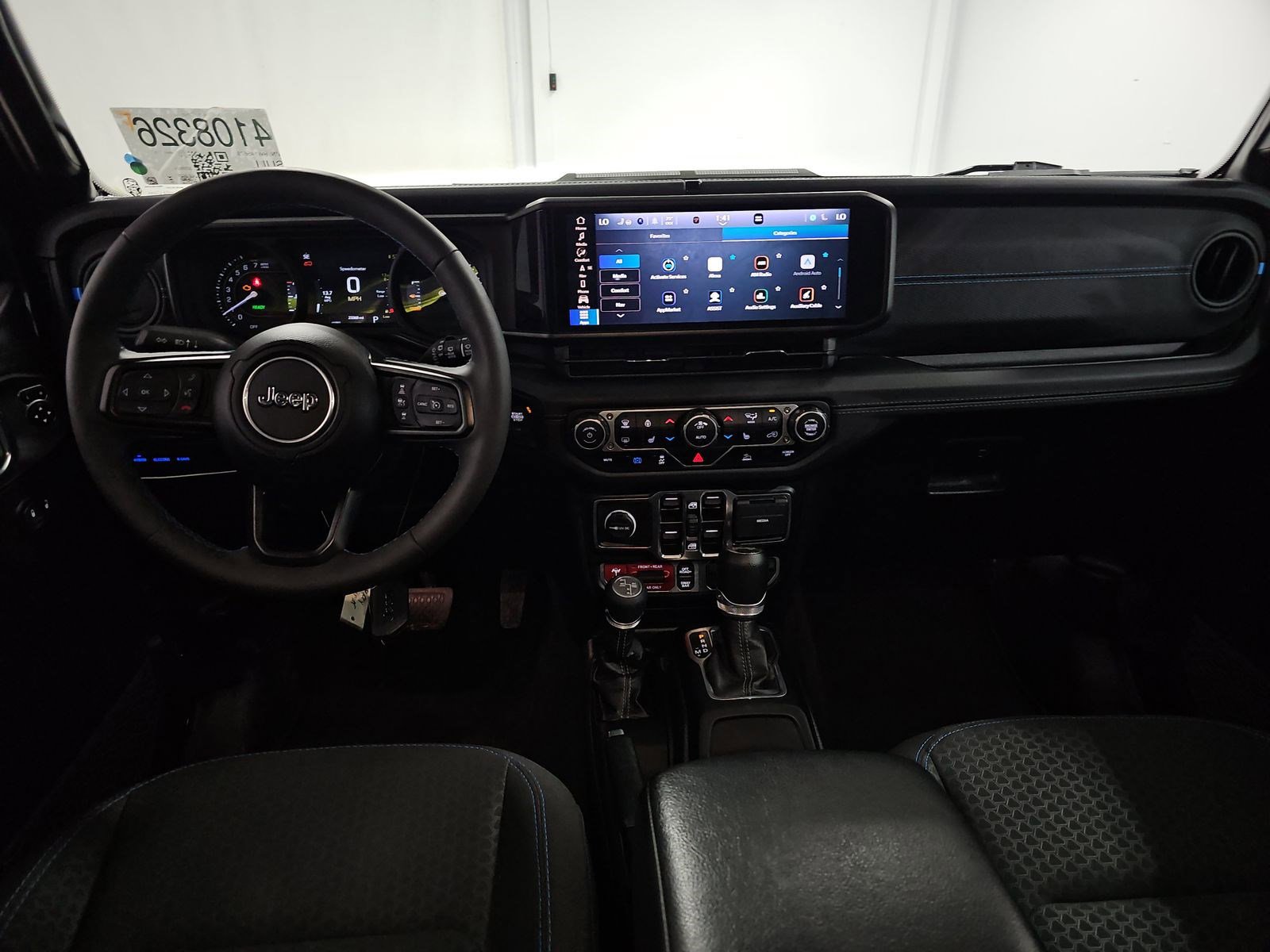 Used 2024 Jeep Wrangler Unlimited Rubicon 4xe w/ Technology Group AWD/4WD image 11
