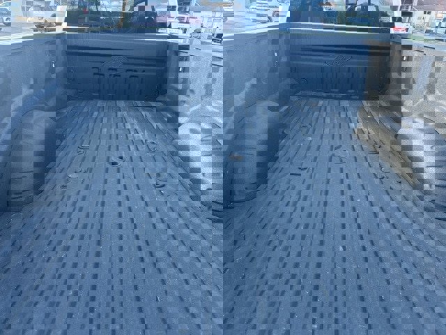 Used 2025 Ford F450 Platinum w/ FX4 Off-Road Package image 12