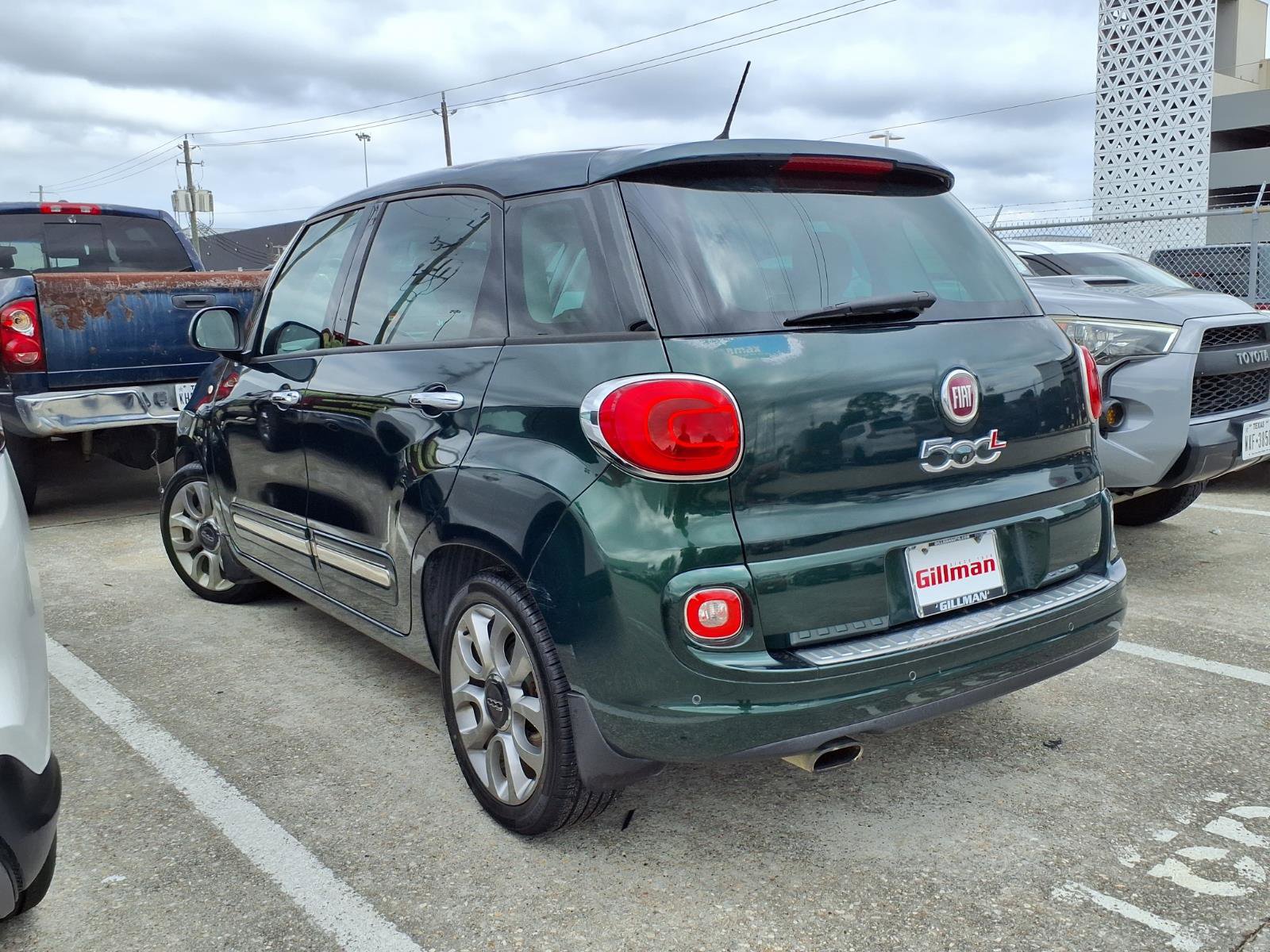 Used 2014 FIAT 500L Lounge FWD image 3
