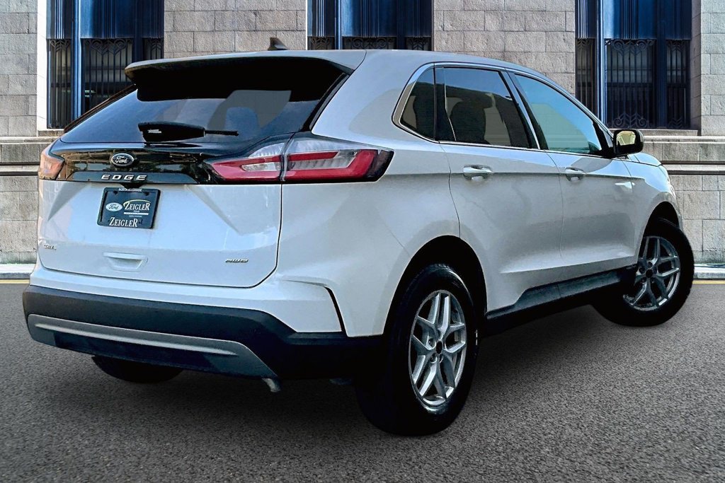 Certified 2024 Ford Edge SEL w/ Convenience Package AWD/4WD image 11