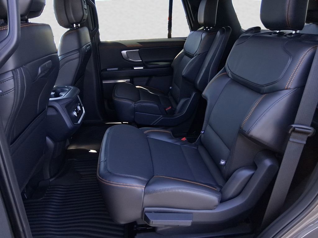 New 2026 Ford Expedition Tremor image 17