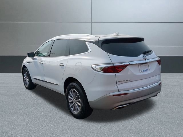 Used 2024 Buick Enclave Premium image 4