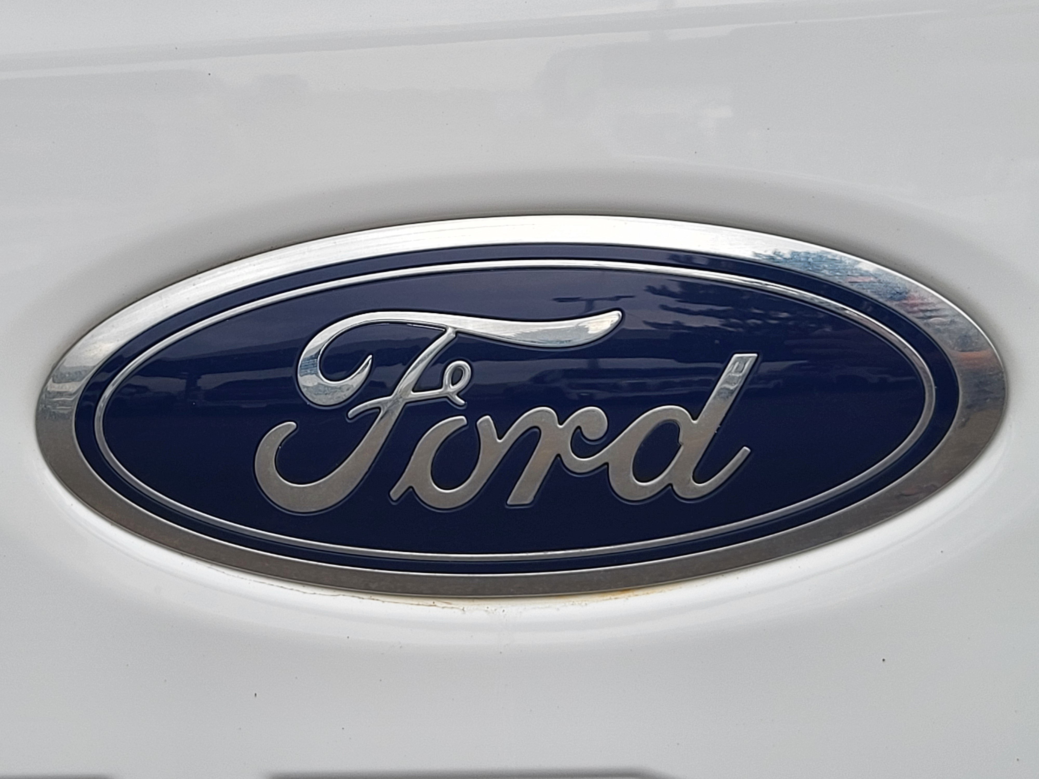 Used 2024 Ford F250 XL AWD/4WD image 11