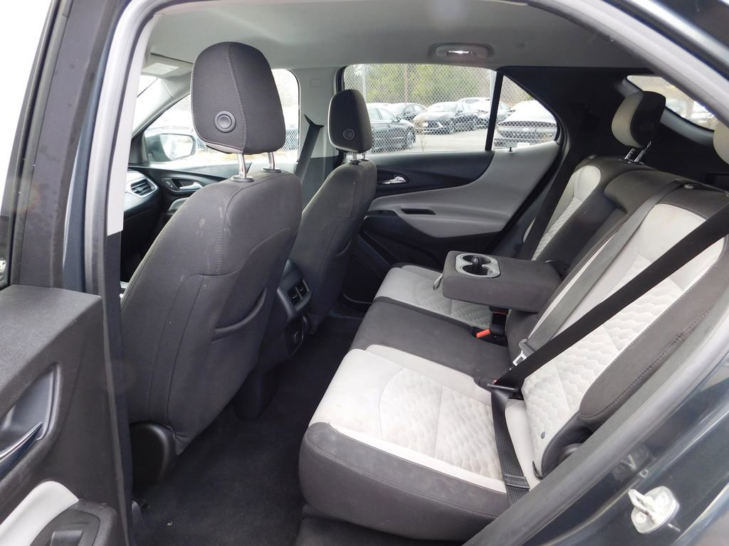 Used 2018 Chevrolet Equinox LT image 11