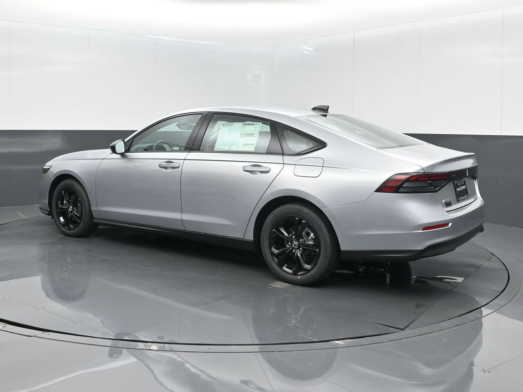 New 2025 Honda Accord SE image 16