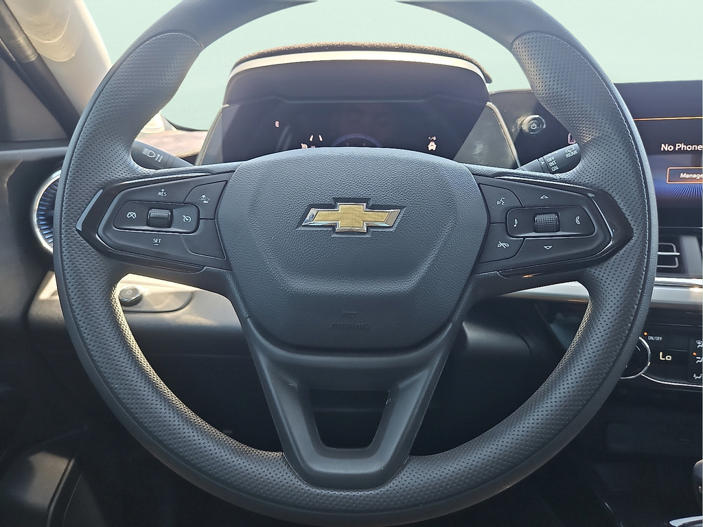 Used 2026 Chevrolet Trax LT FWD image 19