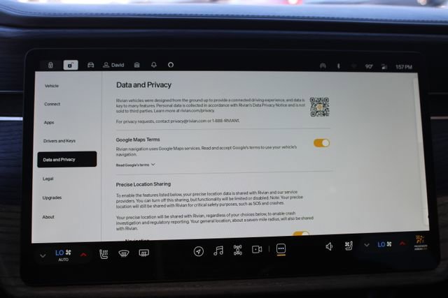 Used 2024 Rivian R1S Adventure image 34