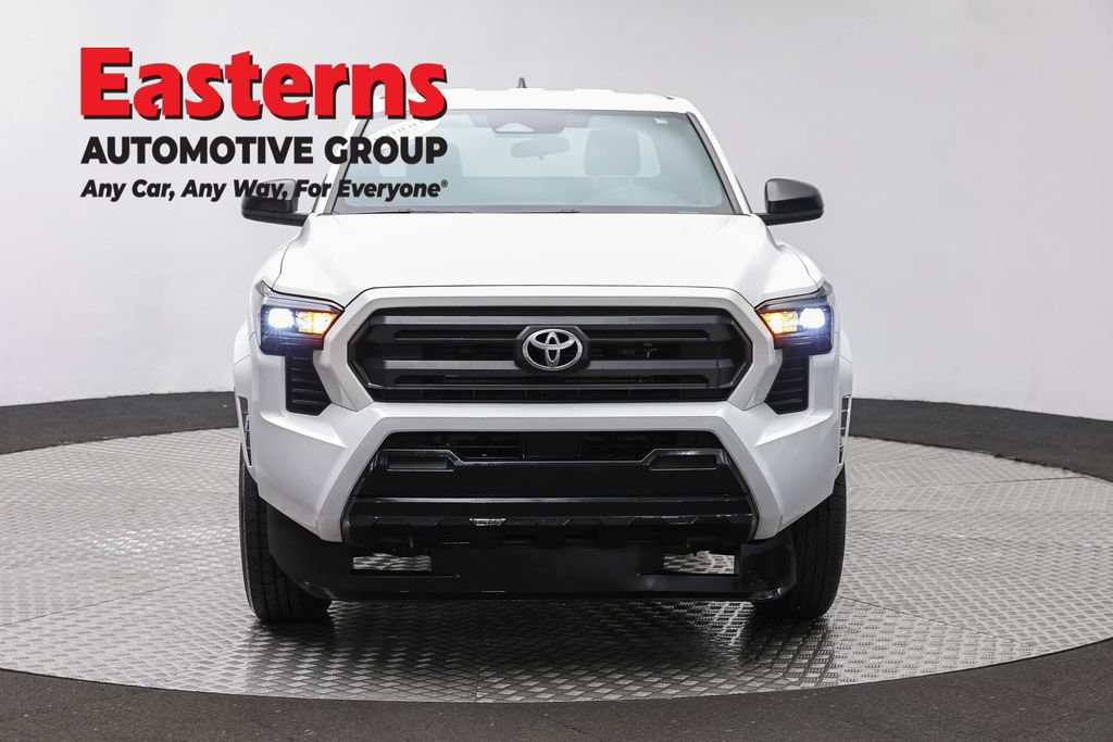 Used 2025 Toyota Tacoma SR RWD image 2