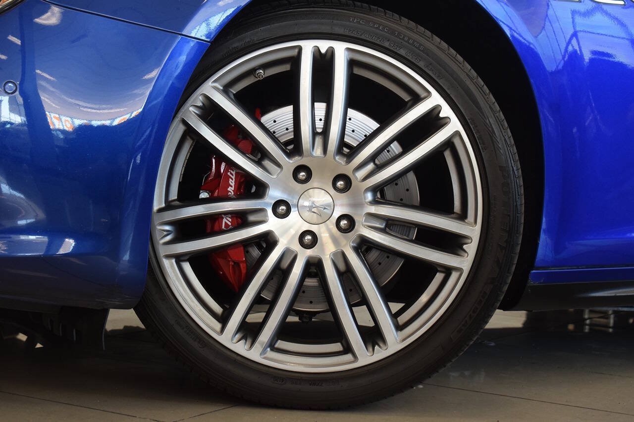 Used 2016 Maserati Ghibli S RWD image 19