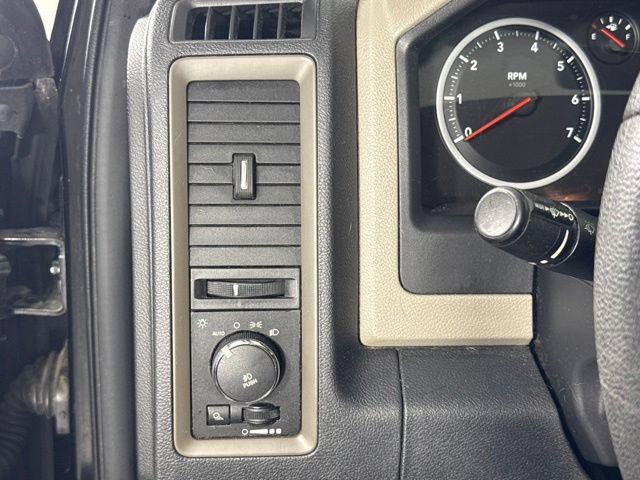 Used 2012 RAM 1500 Express AWD/4WD image 19