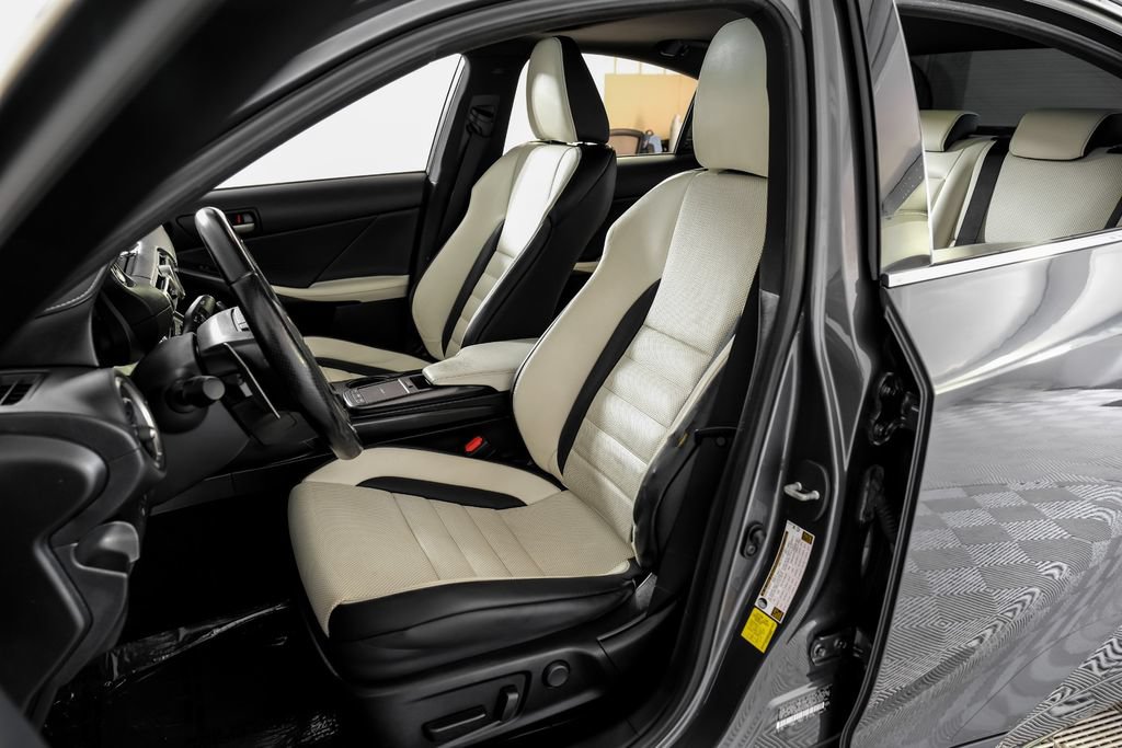 Used 2022 Lexus IS 350 F Sport RWD image 36