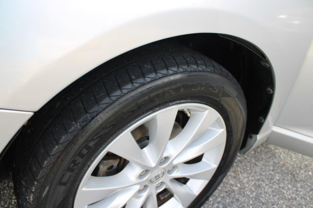 Used 2013 Toyota Venza LE FWD image 13