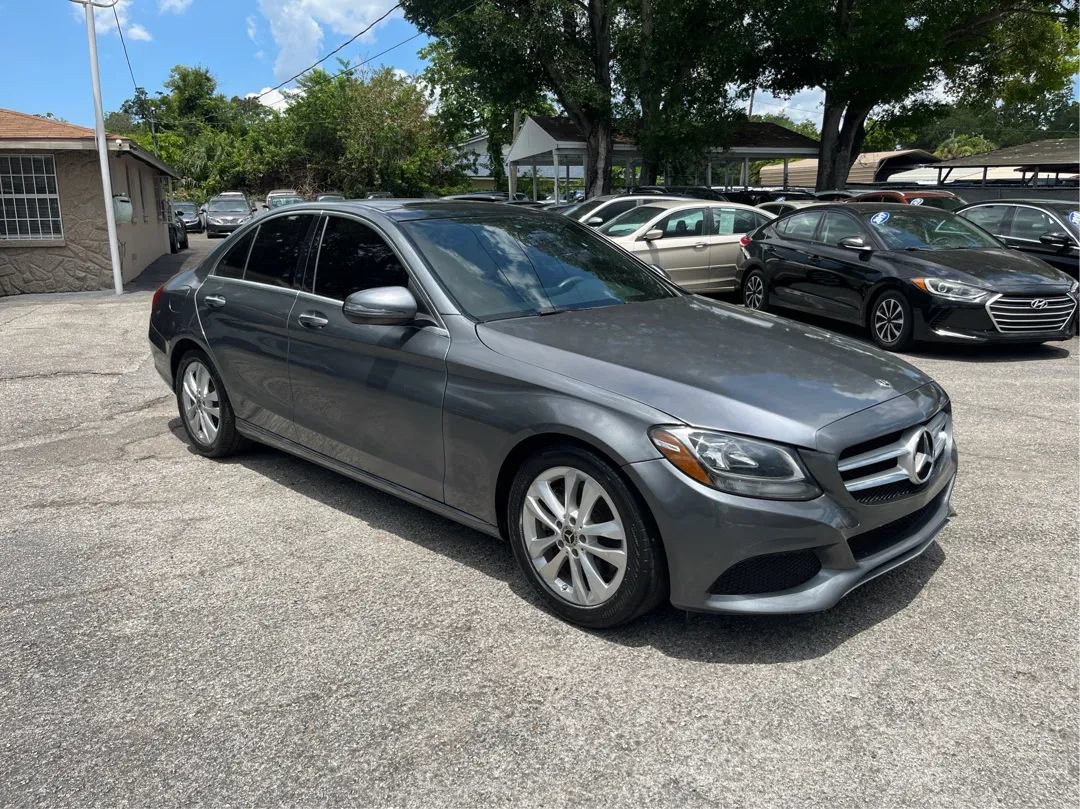 Used 2018 Mercedes-Benz C 300 Sedan image 3