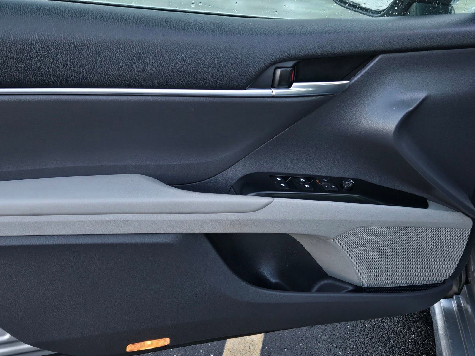 Used 2019 Toyota Camry SE w/ Audio Package image 7