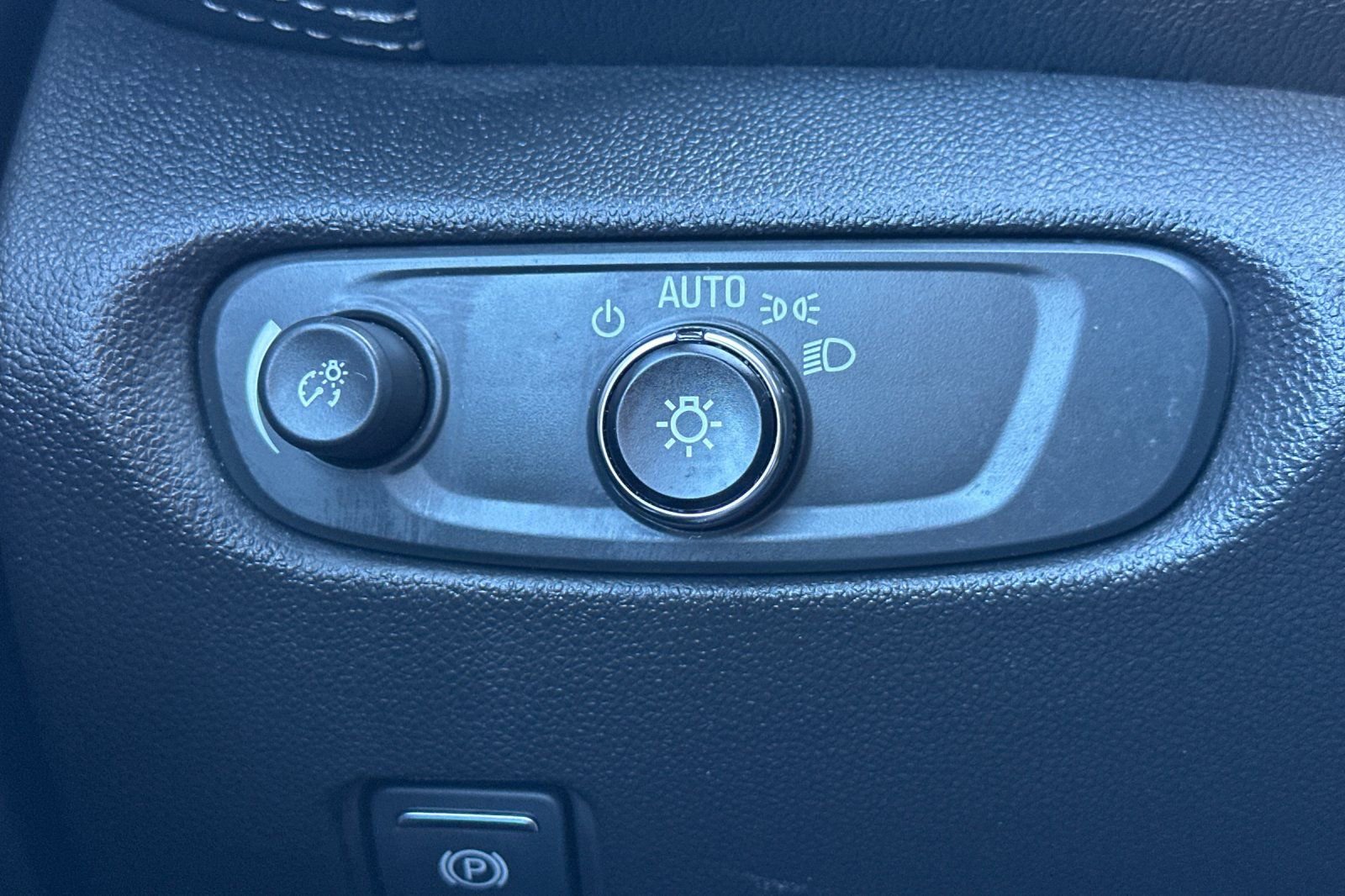 Certified 2023 Chevrolet Blazer LT image 35