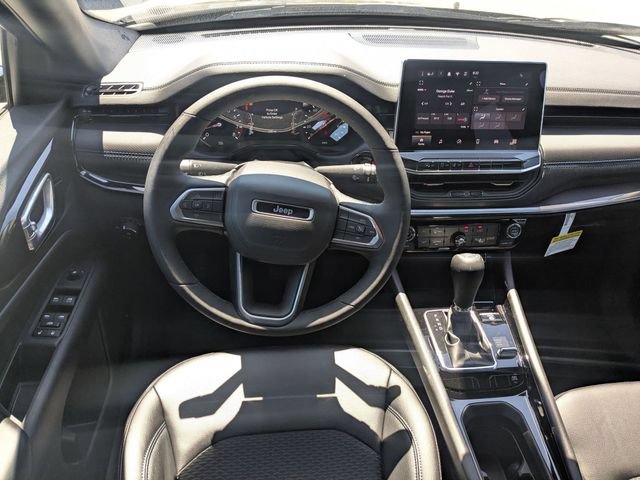 New 2026 Jeep Compass Latitude AWD/4WD image 28