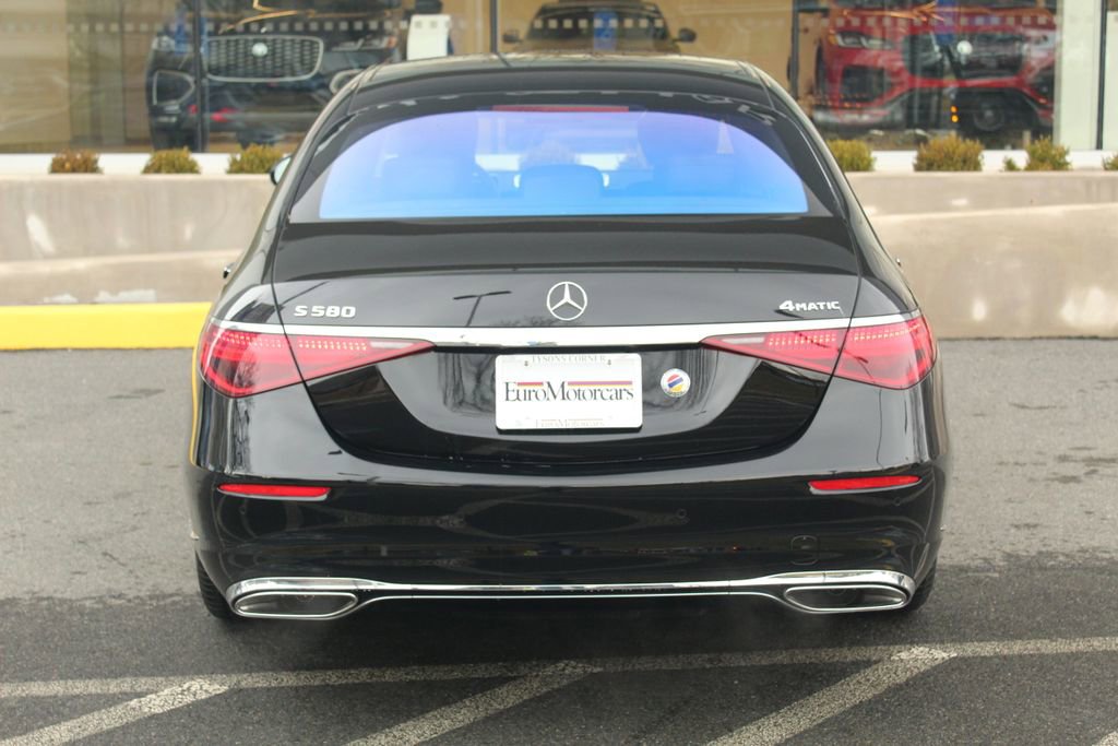 Used 2025 Mercedes-Benz S 580 4MATIC Sedan image 7