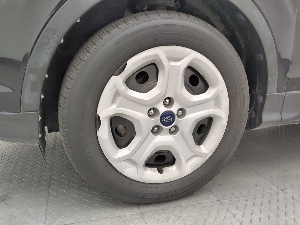 Used 2017 Ford Escape S FWD image 31