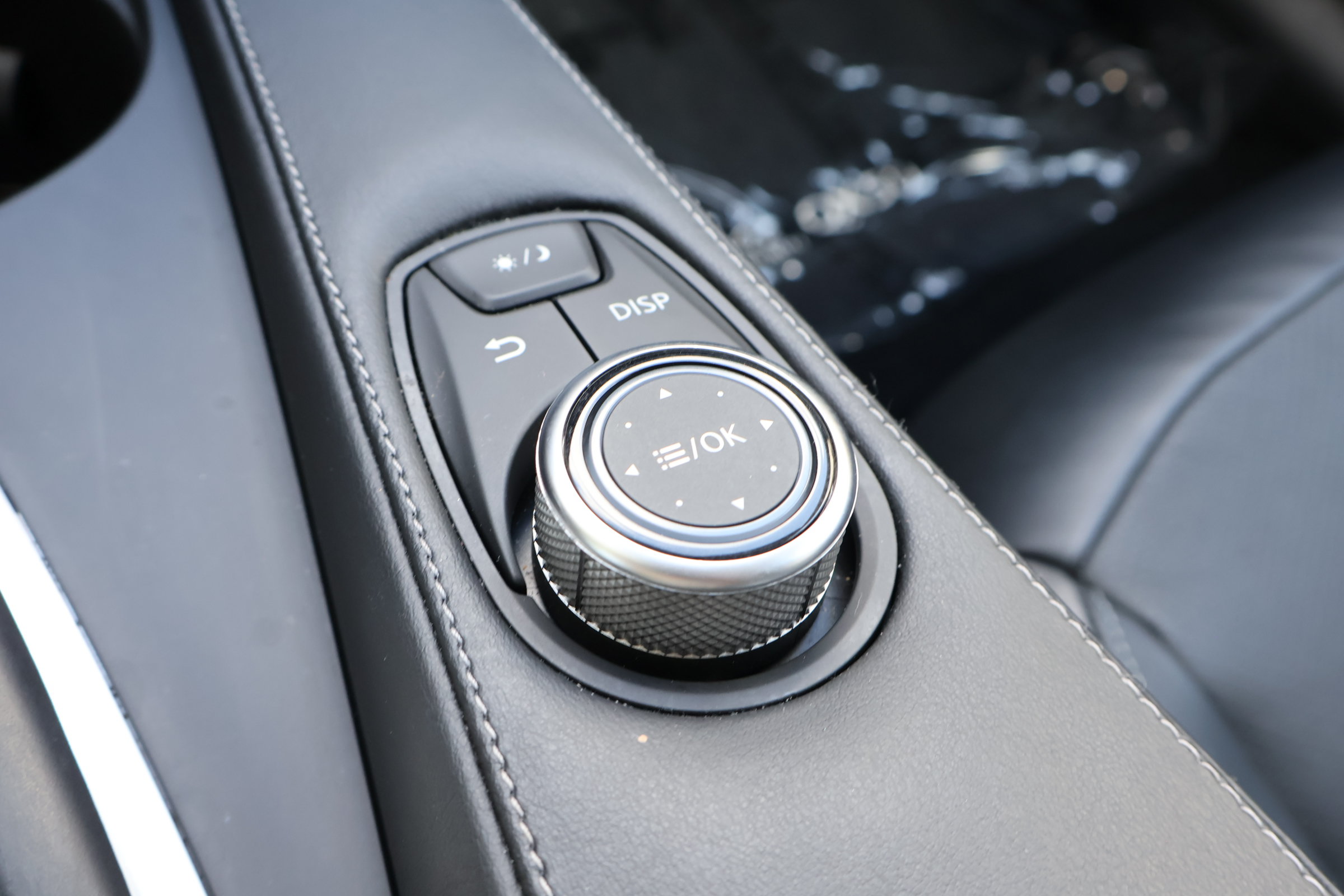 Certified 2023 INFINITI QX50 Luxe FWD image 31