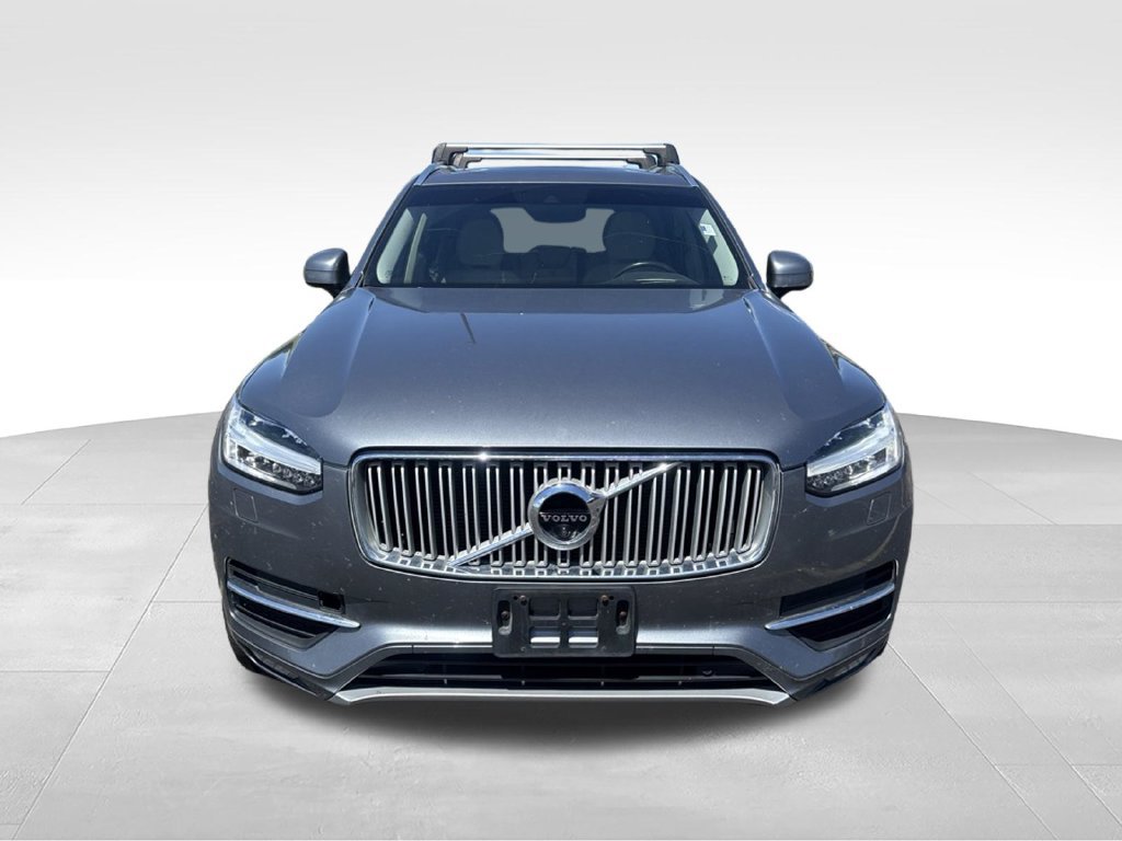 Used 2016 Volvo XC90 T6 Inscription w/ Vision Package AWD/4WD image 2