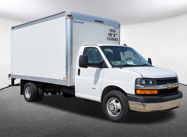 Used 2022 Chevrolet Express 3500 w/ Power Convenience Package RWD image 2