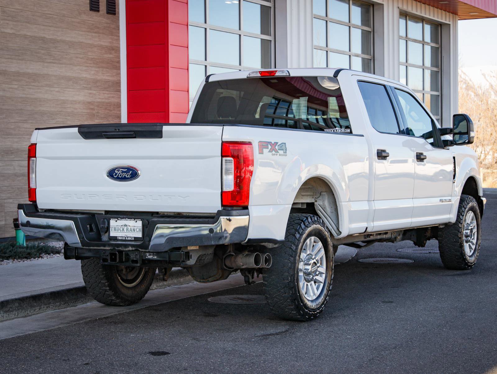 Used 2019 Ford F250 XLT w/ XLT Value Package image 3