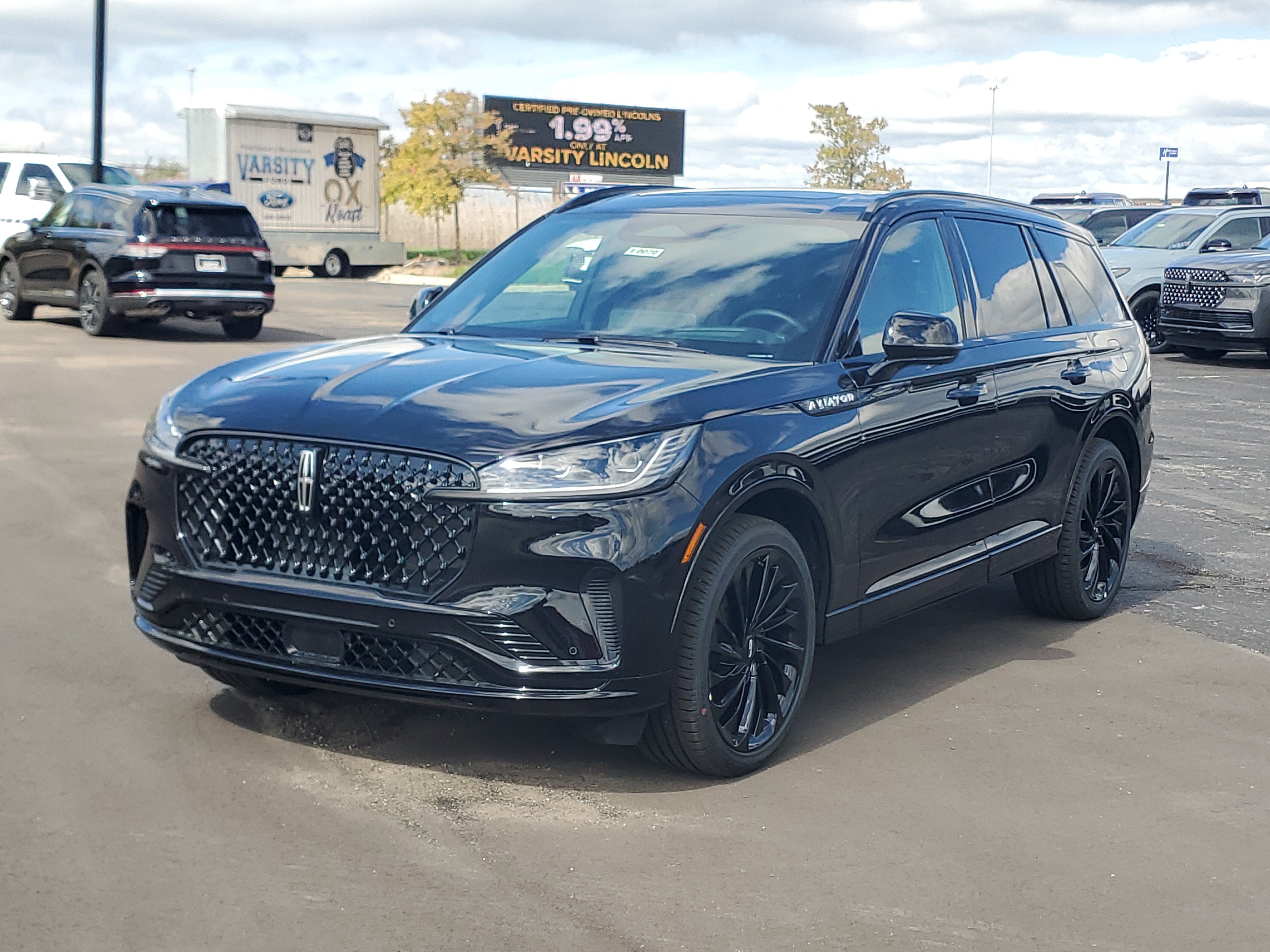 New 2027 Lincoln Aviator Reserve AWD/4WD image 2
