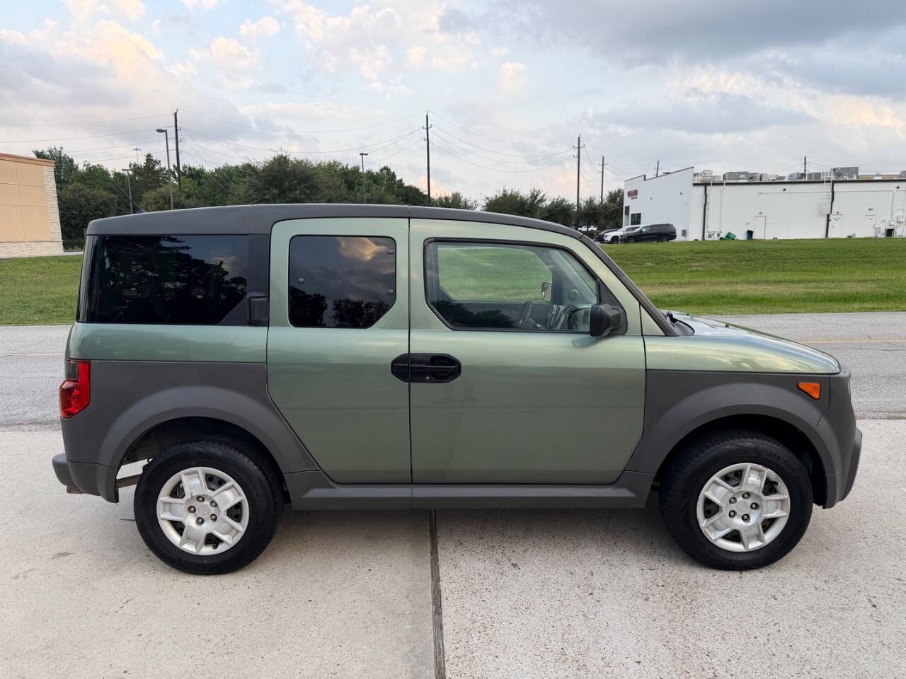 Used 2005 Honda Element LX image 5