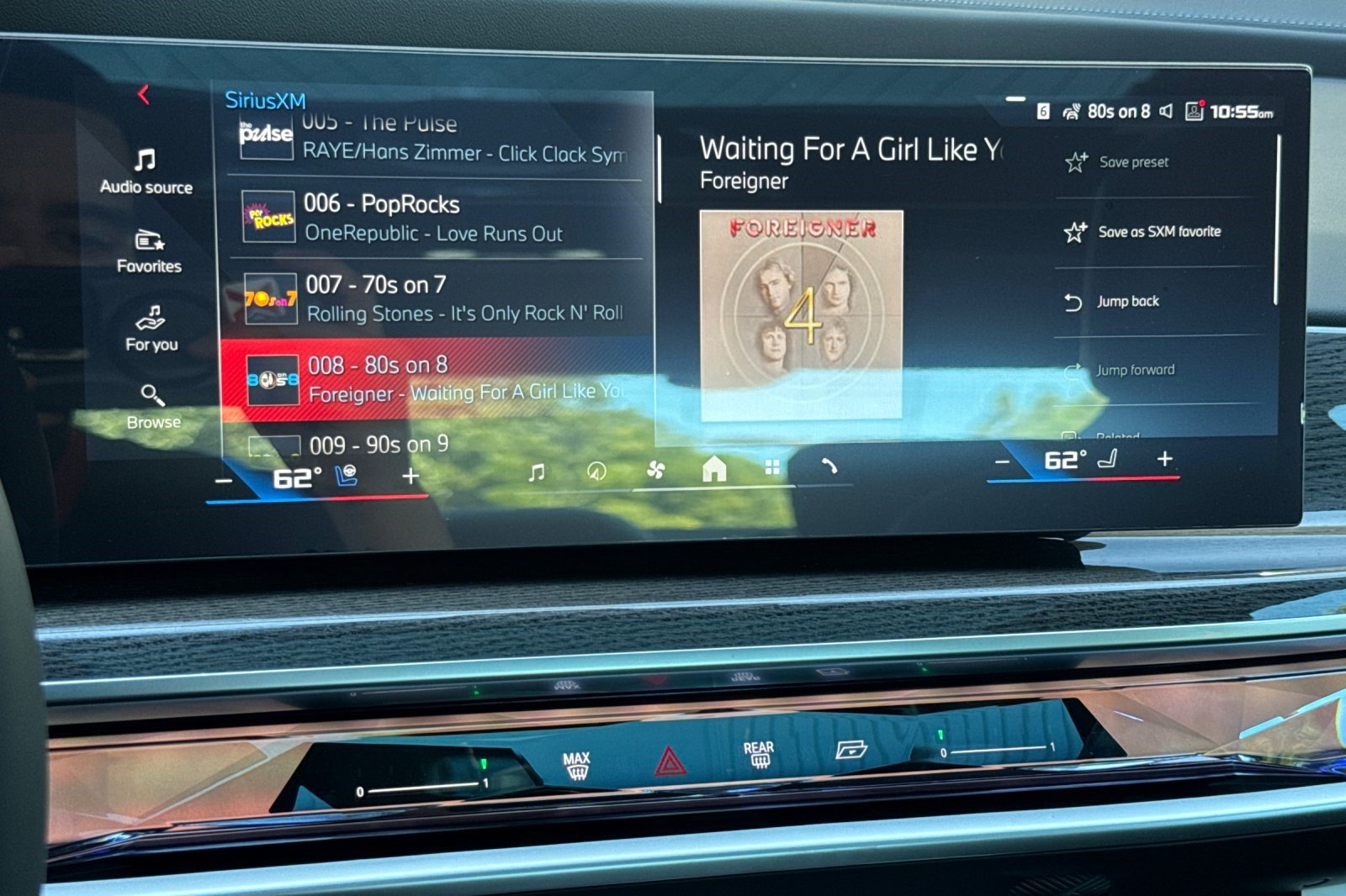 New 2026 BMW i7 M70 w/ Executive Package AWD/4WD image 15