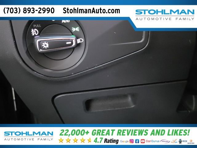 Used 2020 Volkswagen Tiguan SE R-Line image 18