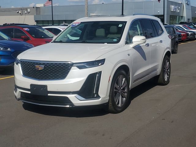 Used 2020 Cadillac XT6 Premium Luxury AWD/4WD image 2