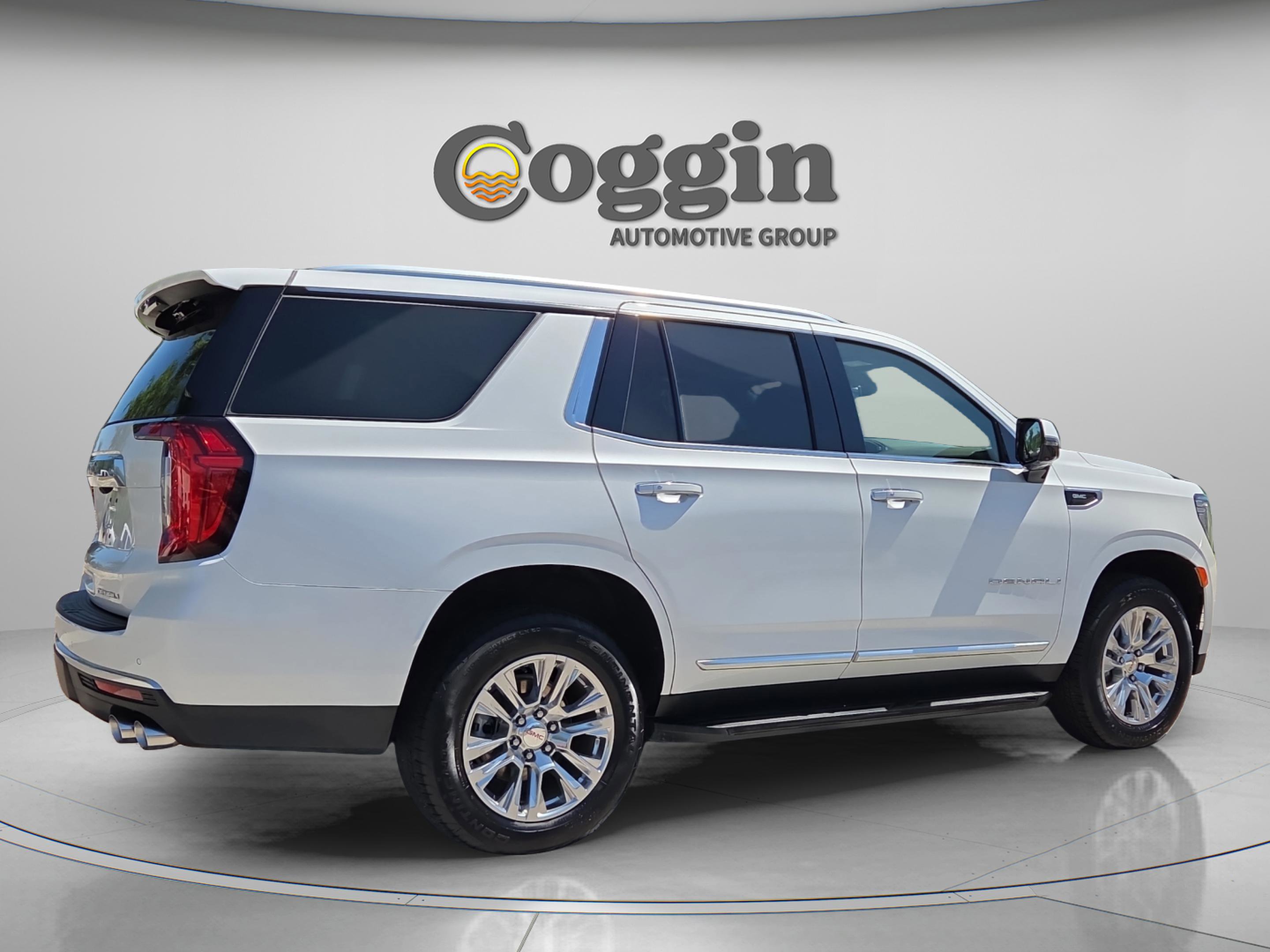 Used 2024 GMC Yukon Denali RWD image 5