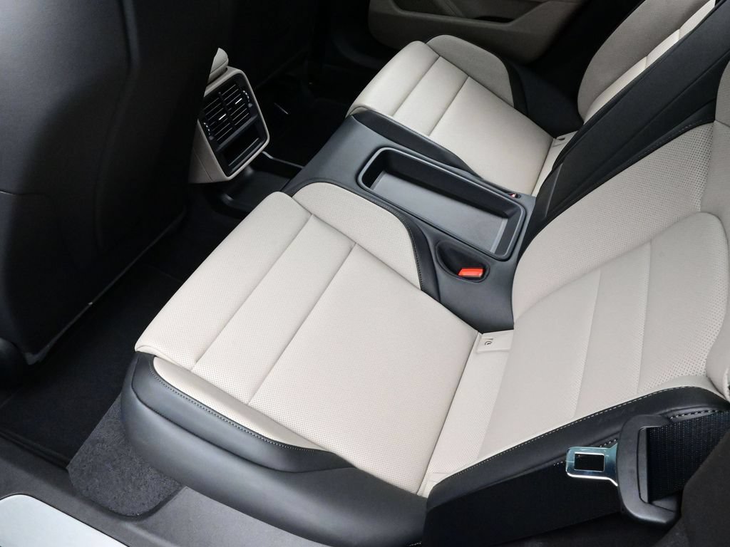 New 2026 Porsche Taycan 4S AWD/4WD image 14