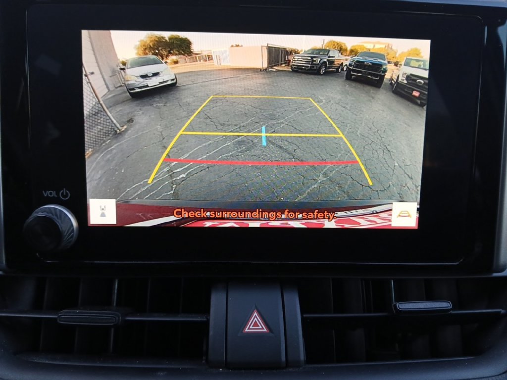 Used 2024 Toyota RAV4 LE FWD image 9