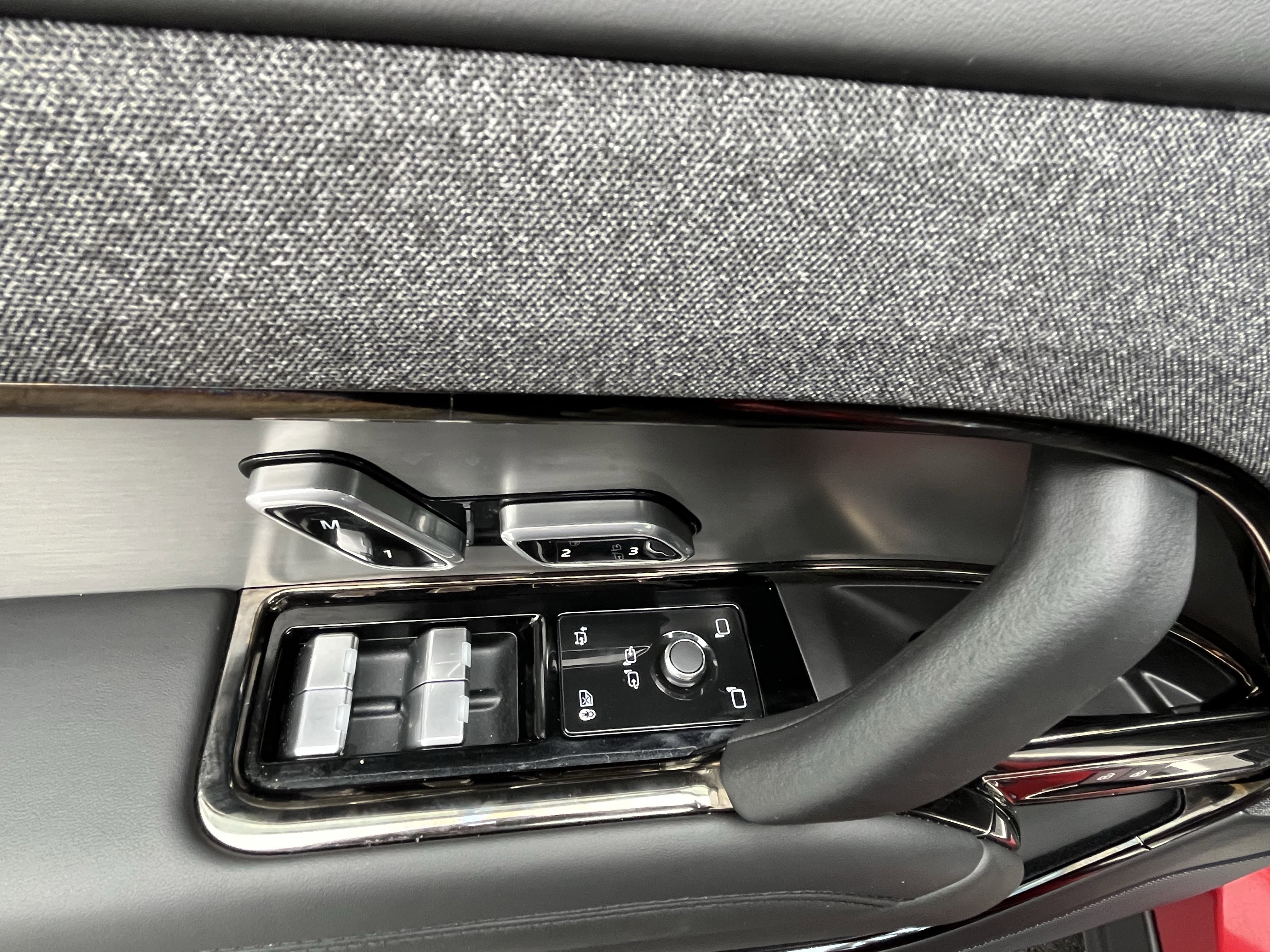 Certified 2023 Land Rover Range Rover Sport SE image 15