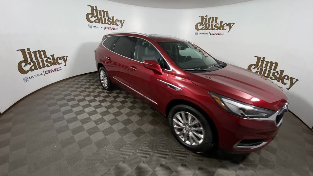 Used 2021 Buick Enclave Essence w/ Sound and Sites Package image 2