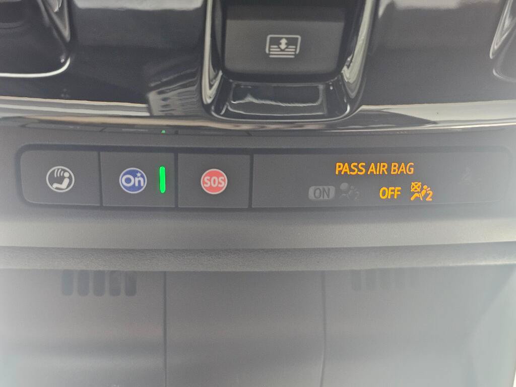 Used 2025 Cadillac Escalade V AWD/4WD image 43
