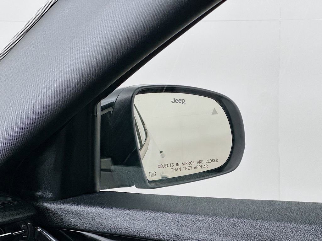 Certified 2024 Jeep Compass Limited image 27