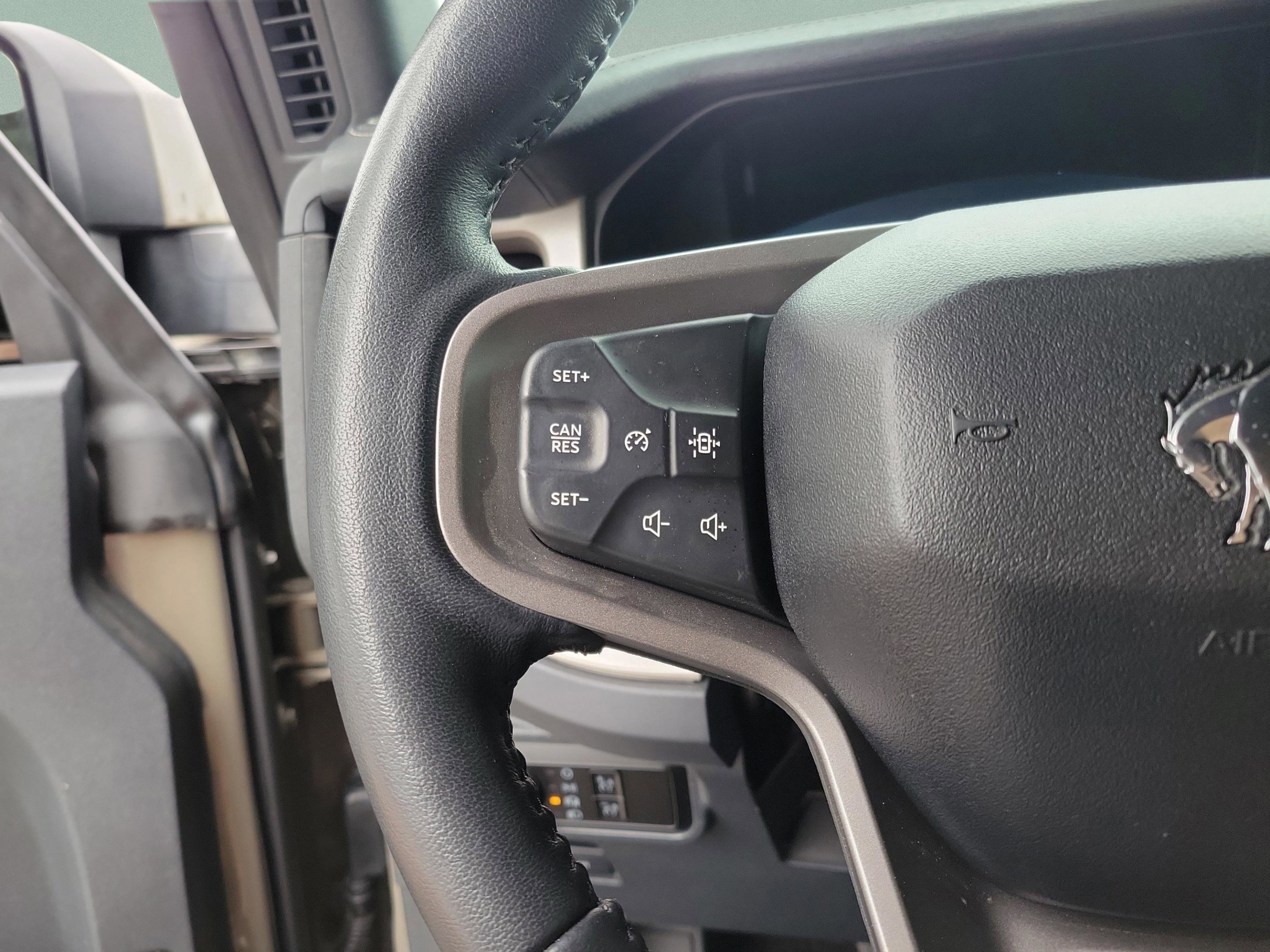 Used 2025 Ford Bronco Outer Banks w/ Sasquatch Package image 12