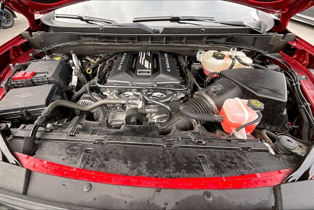 Used 2023 Cadillac Escalade ESV V w/ LPO, ONYX Package image 33